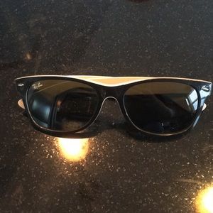 Ray-Ban Wayfarer two toned sunglasses